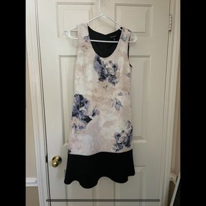 Ellen Tracy pink/navy subtle graphic mid length dress